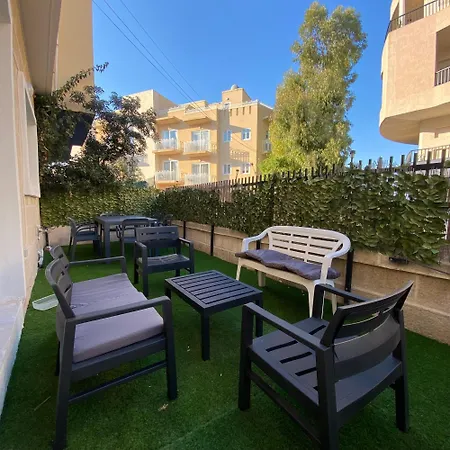 Flat St Julians For 7 People, Spacious And Bright *